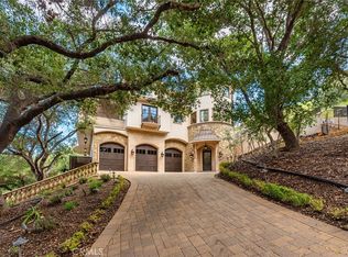 246 Upper Lake Rd, Thousand Oaks, CA 91361