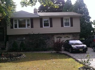419 Hurley Dr, Hackettstown, NJ 07840