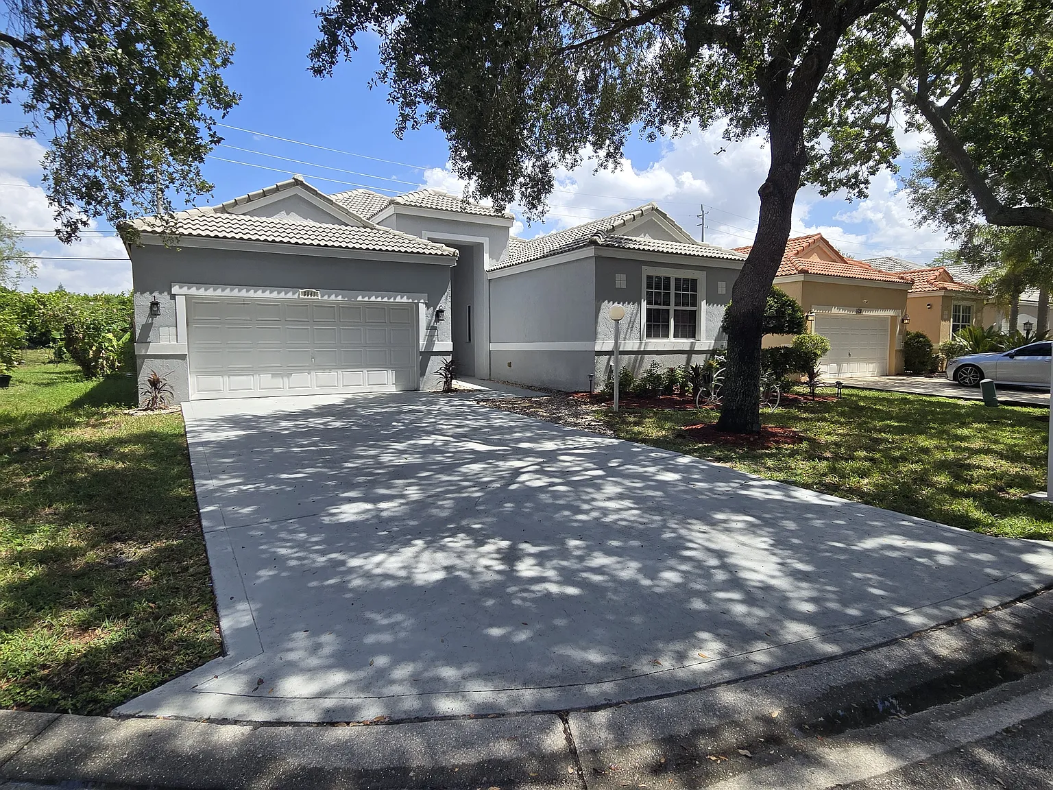 3 bed, 1958 sqft, $4,700 — Photo 1
