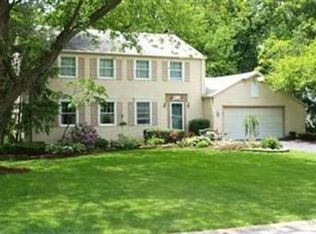 1459 White Oak Dr NE, Warren, OH