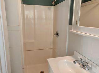 1108 W 49th St, Kansas City, MO 64112