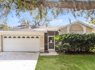 2529 Wrencrest Cir, Valrico, FL 33596