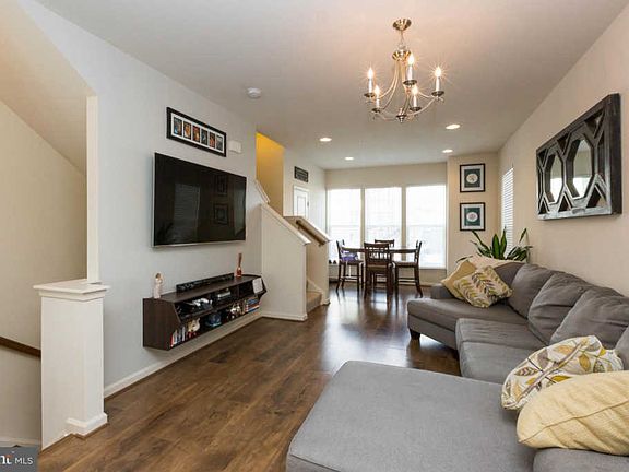 2nd image of 13200 Orsay St #2601