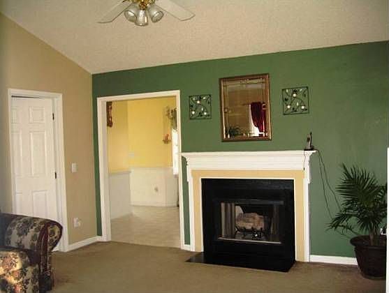 1st image of 104 Garnet Ln