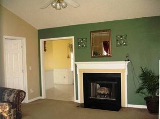 104 Garnet Ln, Clayton, NC 27520