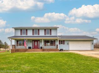 3353 Murphy Lake Rd, Millington, MI 48746