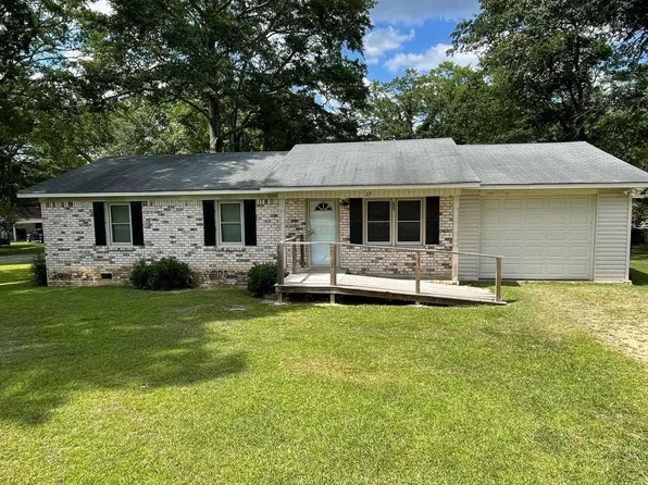 215 2nd Ave NE, Hamilton, AL 35570