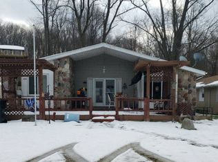 4179 S Shore Dr, Delton, MI 49046