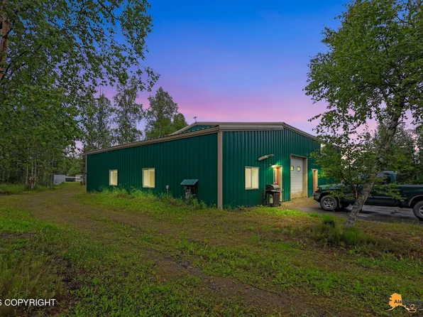 6130 E Beechcraft Cir, Wasilla, AK 99654