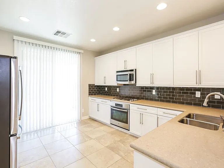 6485 Cape Canyon Ct — Photo 8