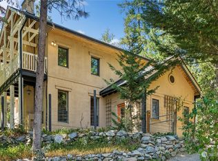 12725 S Lakeshore Rd, Chelan, WA 98816