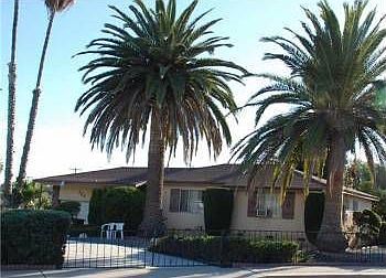 1st image of 424 Vista Way