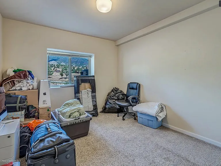 108 Castle Ridge Dr #1 — Photo 8