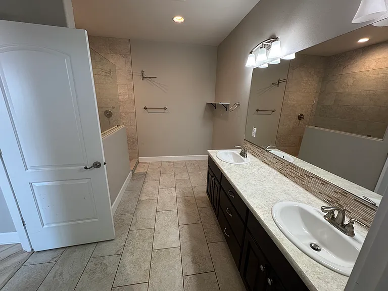 1820 E Madera St — Photo 10