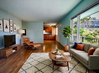 2801 14th Ave W APT 2, Seattle, WA 98119