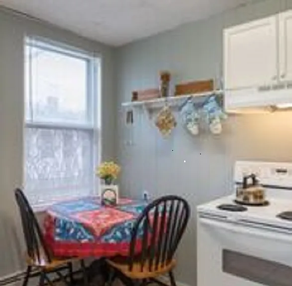 14 Myrtle Ave #2 — Photo 4