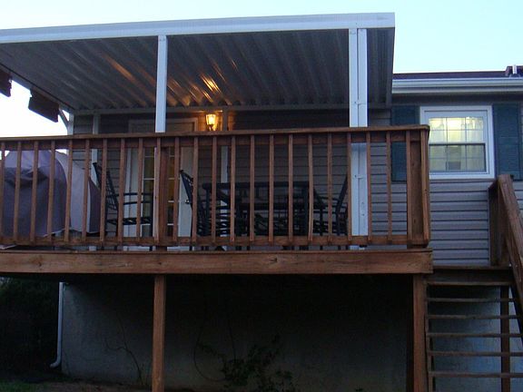 Covered back deck