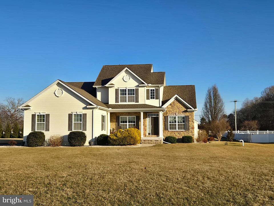 1st image of 16535 Sweetwater Dr
