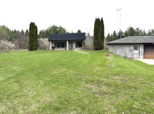 11365 Platt Ave SW, Cokato, MN 55321