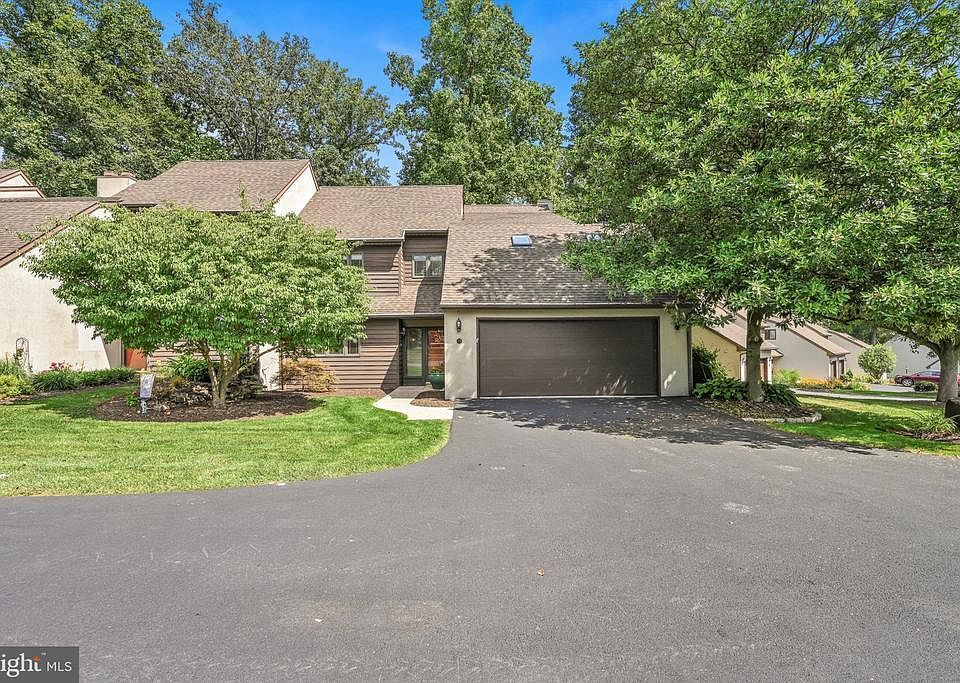 1st image of 79 Hawk Valley Ln