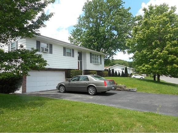 1st image of 2949 Northwood Dr