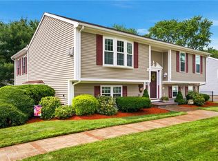 77 Capwell Ave, Woonsocket, RI 02895