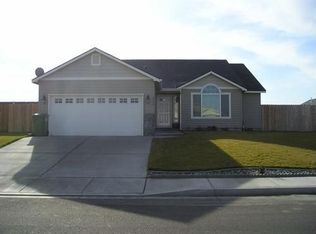 4208 Valencia Dr, Pasco, WA 99301