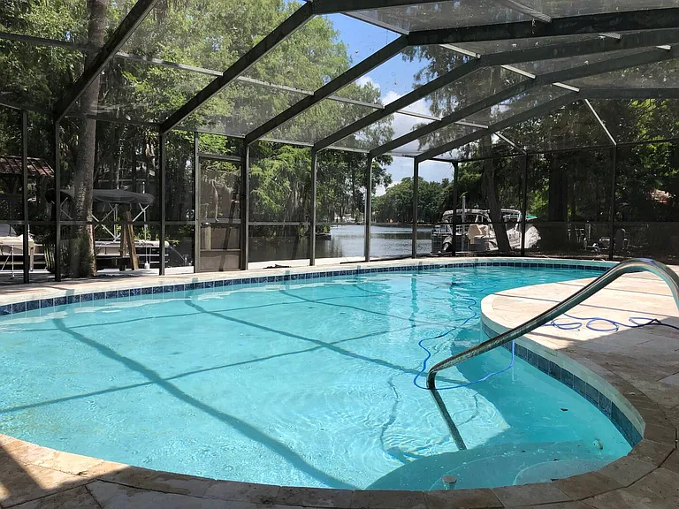 544 NW Fern Dr — Photo 8