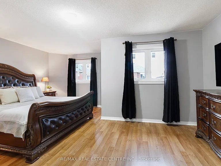 334 Perry Rd — Photo 32