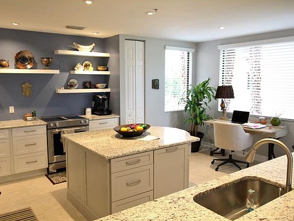 4th image of 91 Vivante Blvd Unit 9121