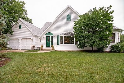 1st image of 24051 W Hawthorne Ln