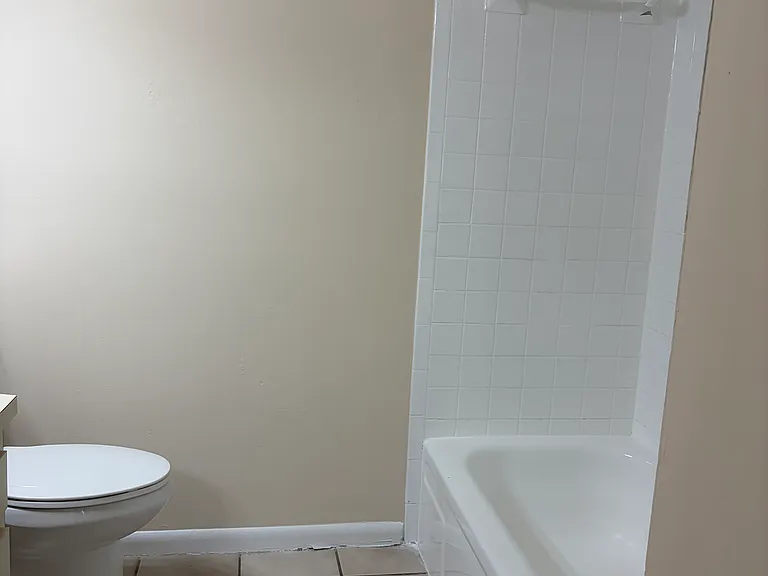5169 Vineland Rd #B208 — Photo 10