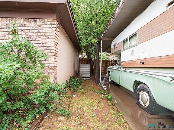 4th image of 613 Starlite Dr