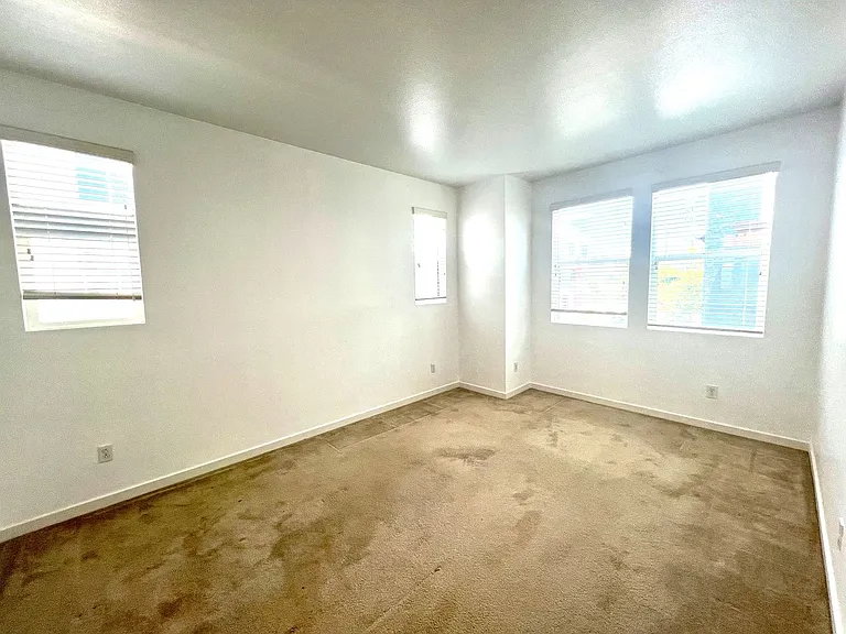 730 Brooklyn Dr — Photo 20