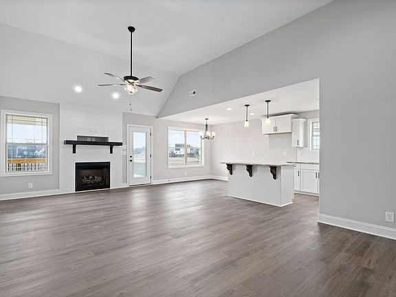 4th image of 157 Autumnwood Farms Lot 157