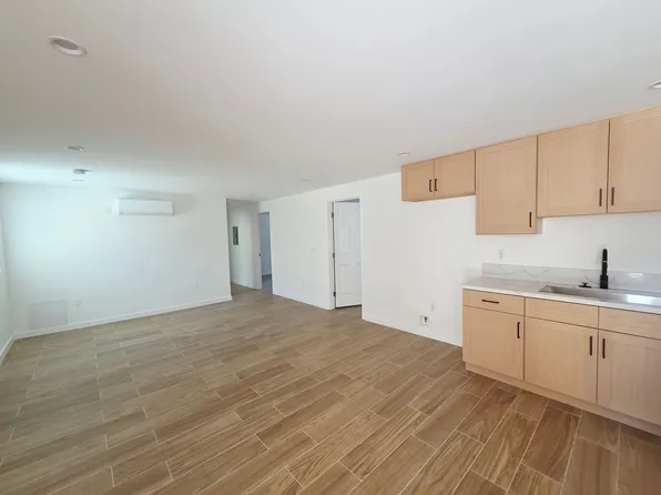 DNA Apartments 13425 Vanowen LLC