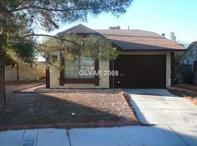 1st image of 6664 Lombard Dr