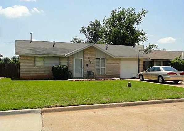1st image of 625 N Gale