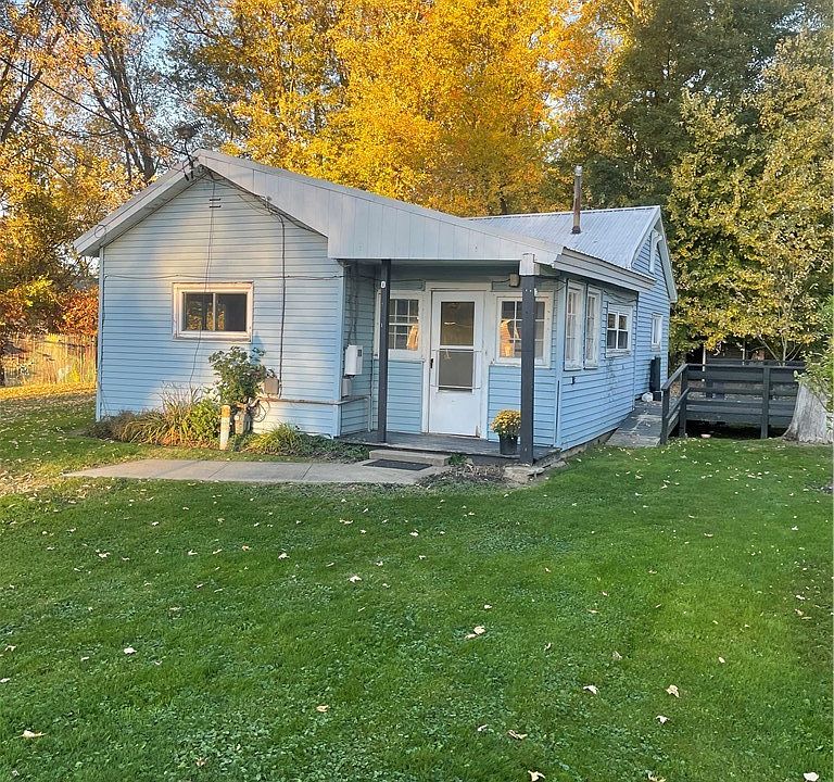 1st image of 2234 2nd Ave