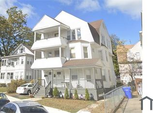 44 Washington St #2, Springfield, MA 01108