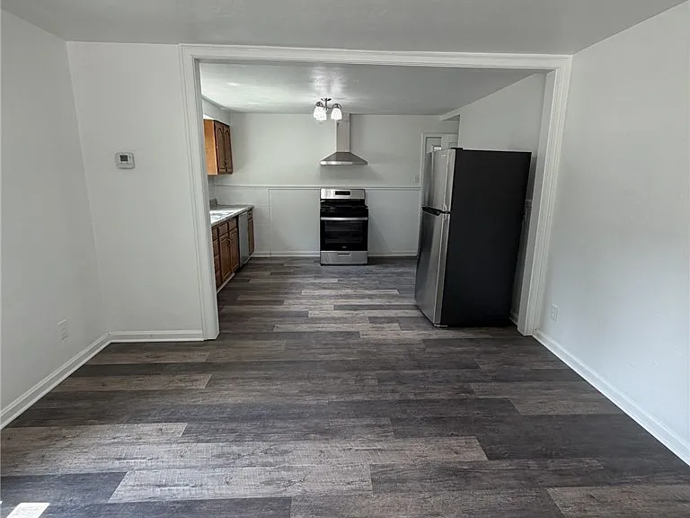 1113 Rochester Rd — Photo 18