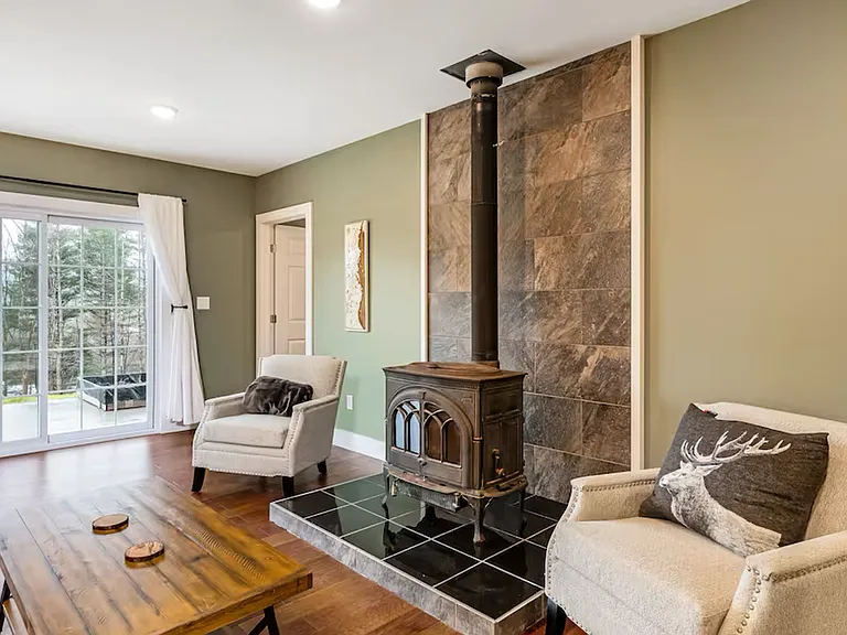 167 E Countryside Rd — Photo 10