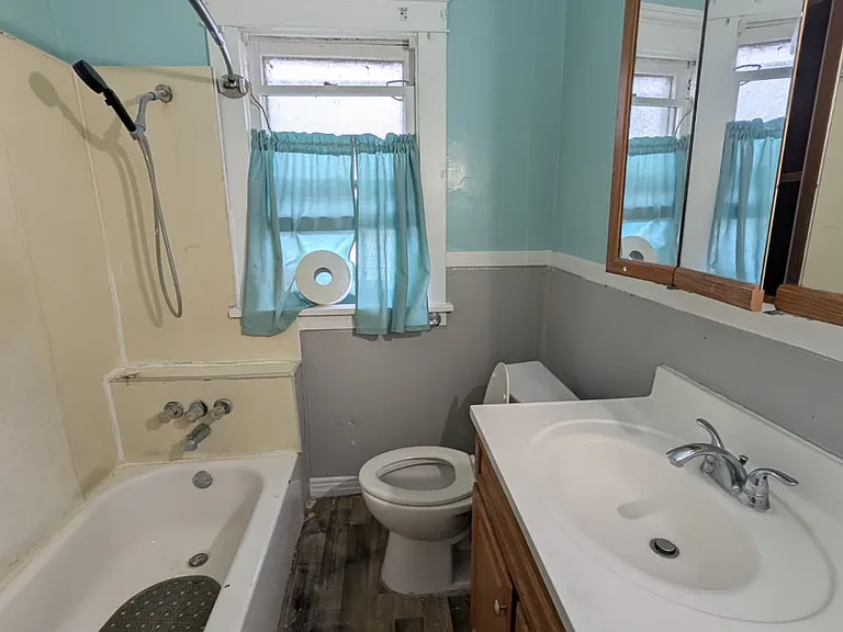 1288 Fillmore Ave #3 — Photo 2