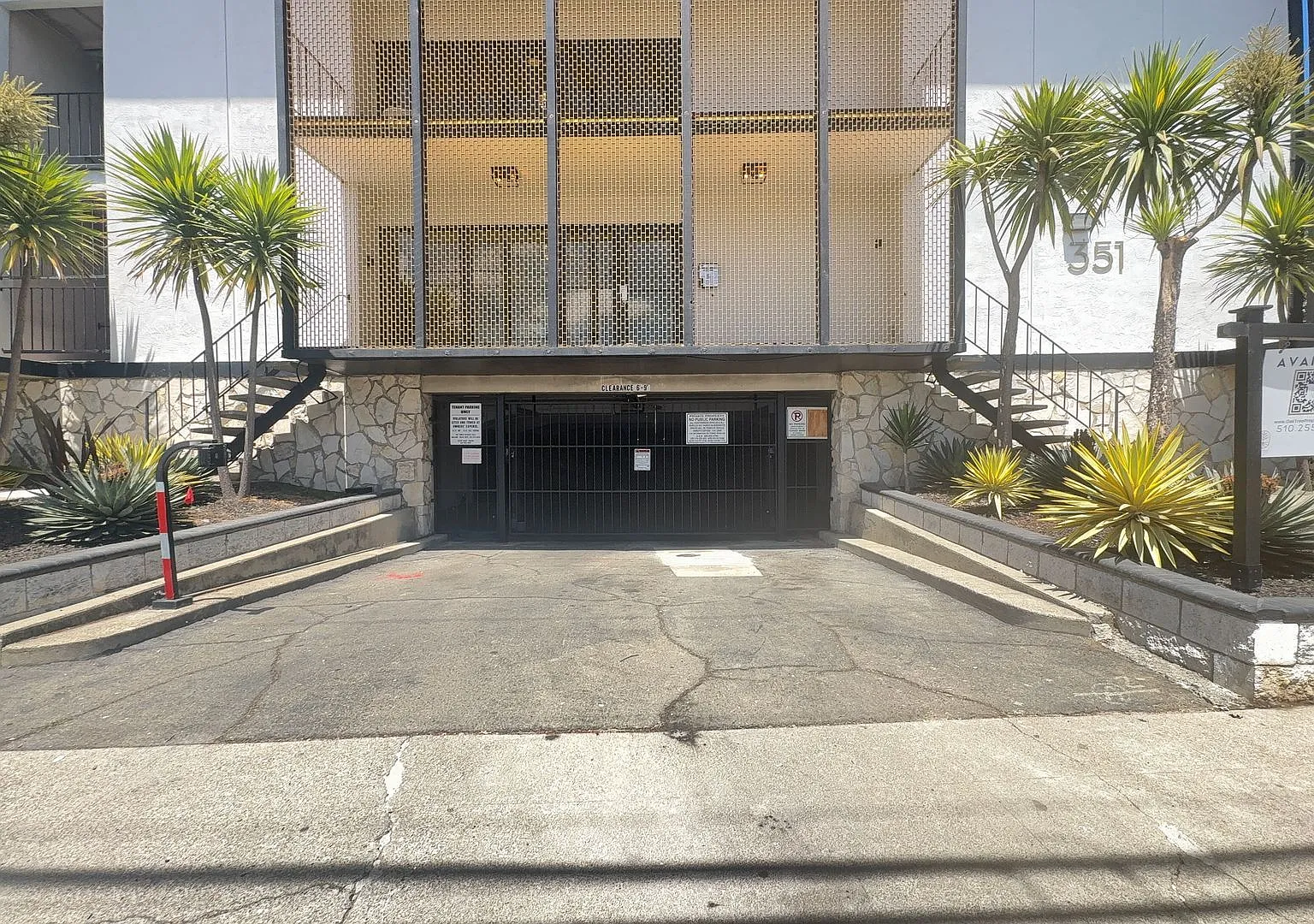 351 Lester Ave — Photo 3