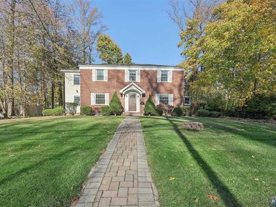 29 Woodland Park Dr, Tenafly, NJ, 07670