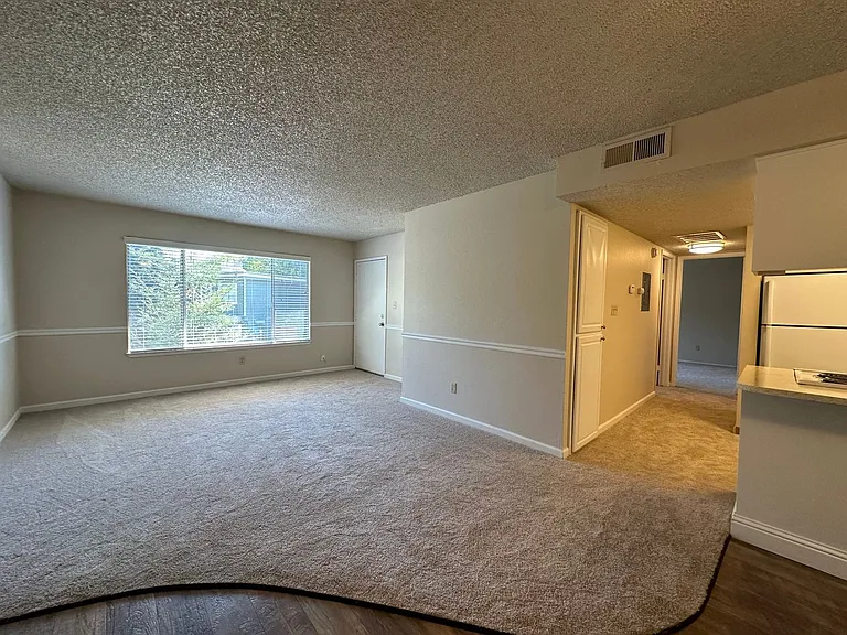 Northridge Terrace Apartments at 4900-4948 Stamas Lane, Fair Oaks California — Photo 61