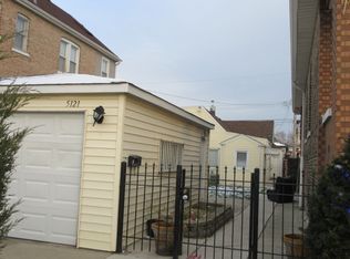 5121 S Sacramento Ave, Chicago, IL 60632