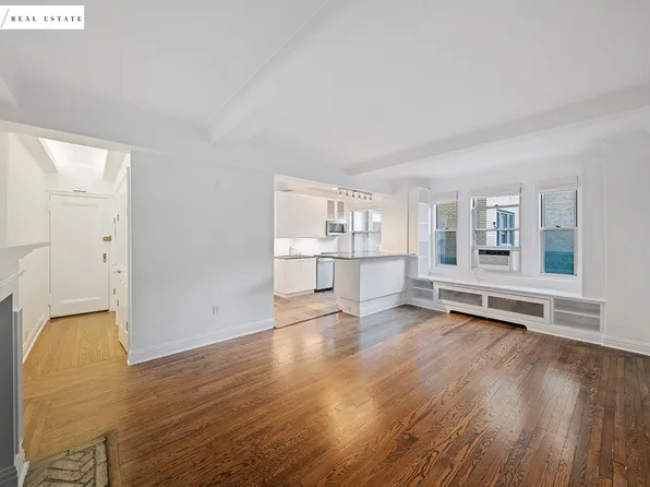 315 East 68th Street 3-P image 2 of 12