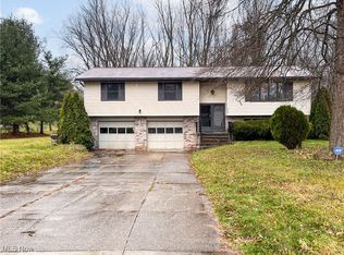 2353 Frashure Dr, Akron, OH 44321