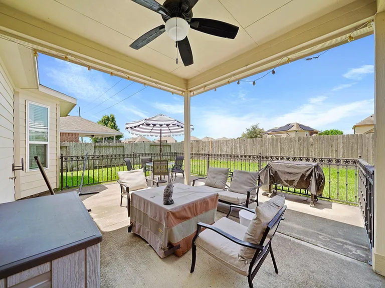9957 Spring Rock Ln — Photo 17